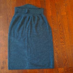 DKNY knit grey skirt